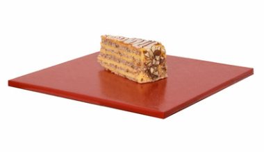 Kuchenplatte quadratisch rot, Stärke 10mm 25x25